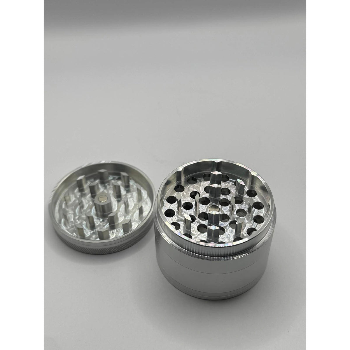 Grinder RAW in Alluminio 56mm - 4 Parti La Mota